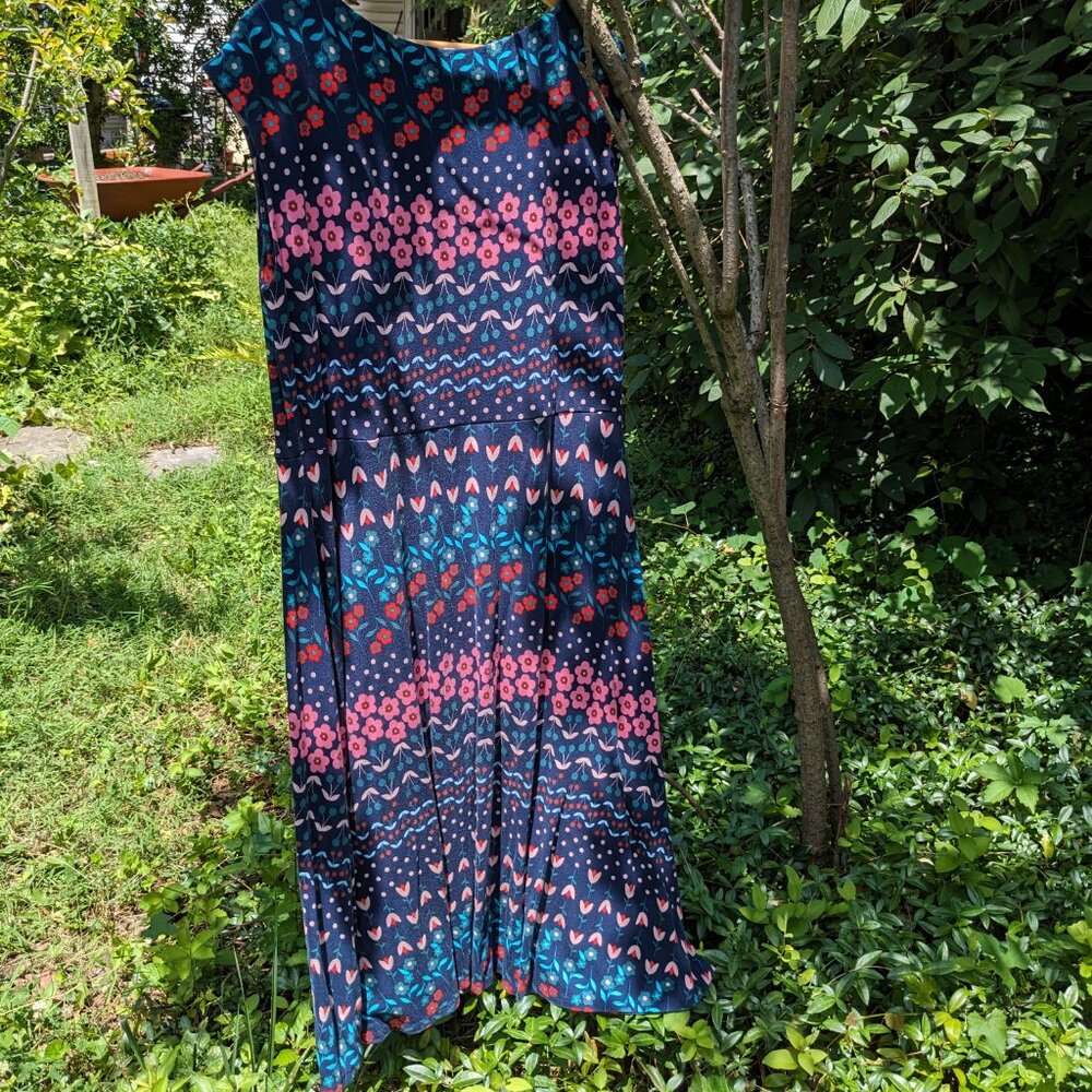 Boden Navy Floral Midi Dress with Pink & Red Accents - Picture 4 of 4